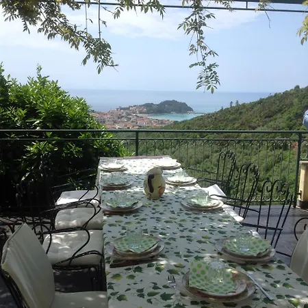 La Casa Di Flavia * San Bernardo (Genoa)