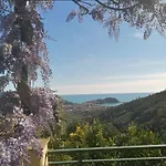 Feriehus La Casa Di Flavia San Bernardo (Genoa)